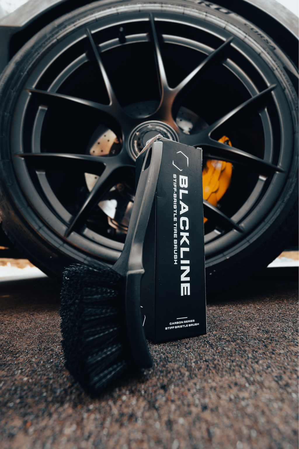 Blackline Stiff Bristle Tire Brush
