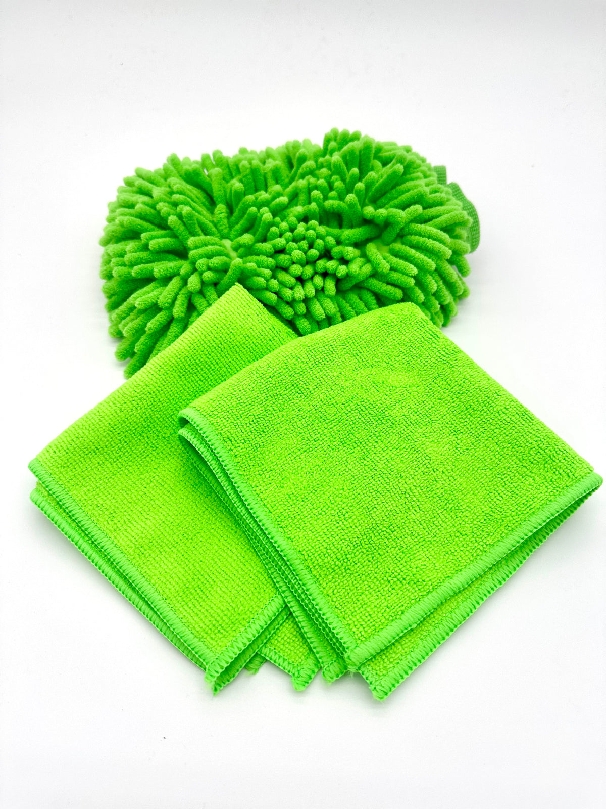 Combat Clean Wash Mitt & Towel Combo